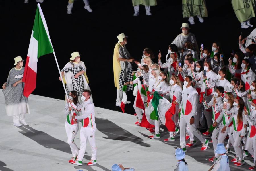 Portabandiera olimpiadi in azione